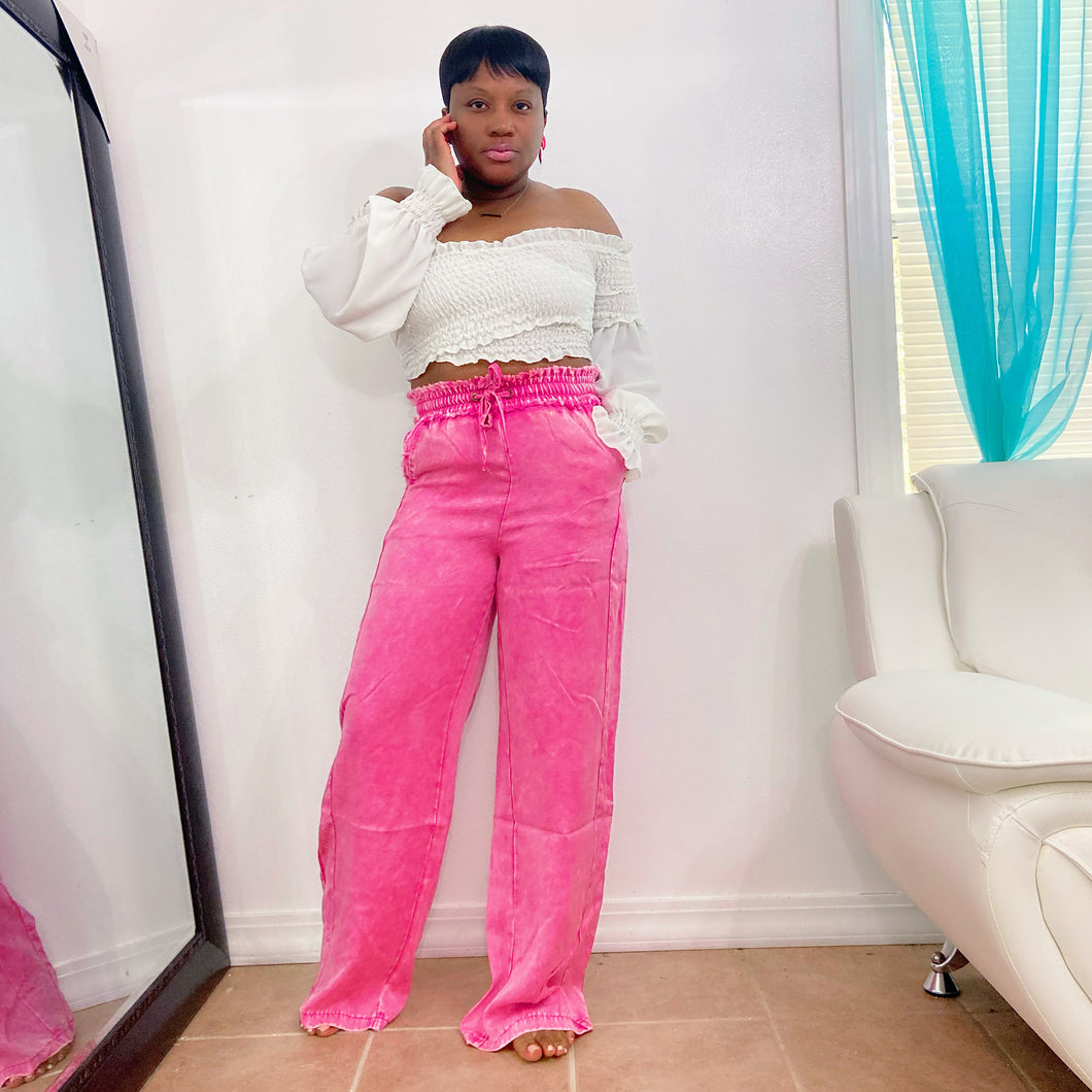 Pink denim wash bottoms